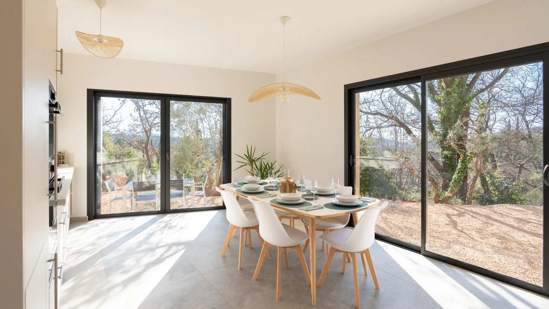 Maison Paisible Au Pied De La Sainte Victoire Ideale Pour Un Sejour En Famille Ou Entre Amis Beaurecueil 0*,
